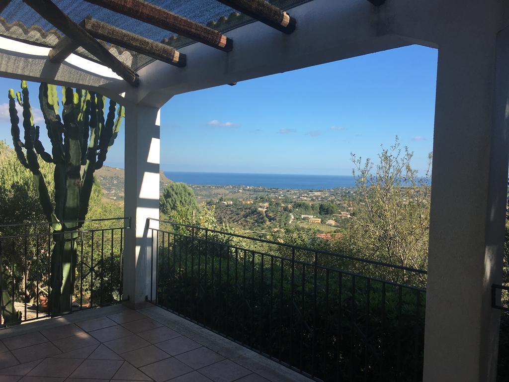 Villa Nadia Con Splendida Vista Mare Кастелламмаре-дель-Гольфо Екстер'єр фото